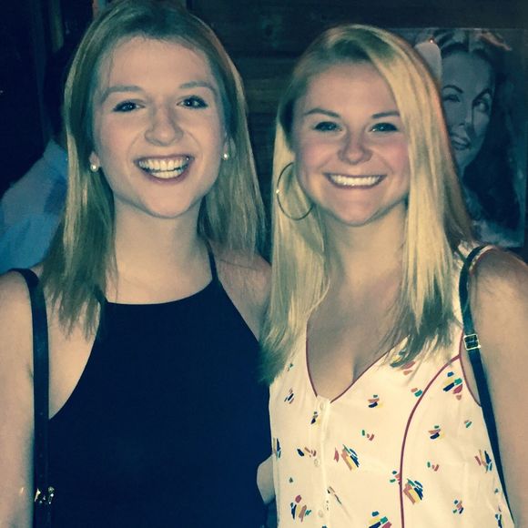 Meet your Posher, Julia - Picture 1 of 1